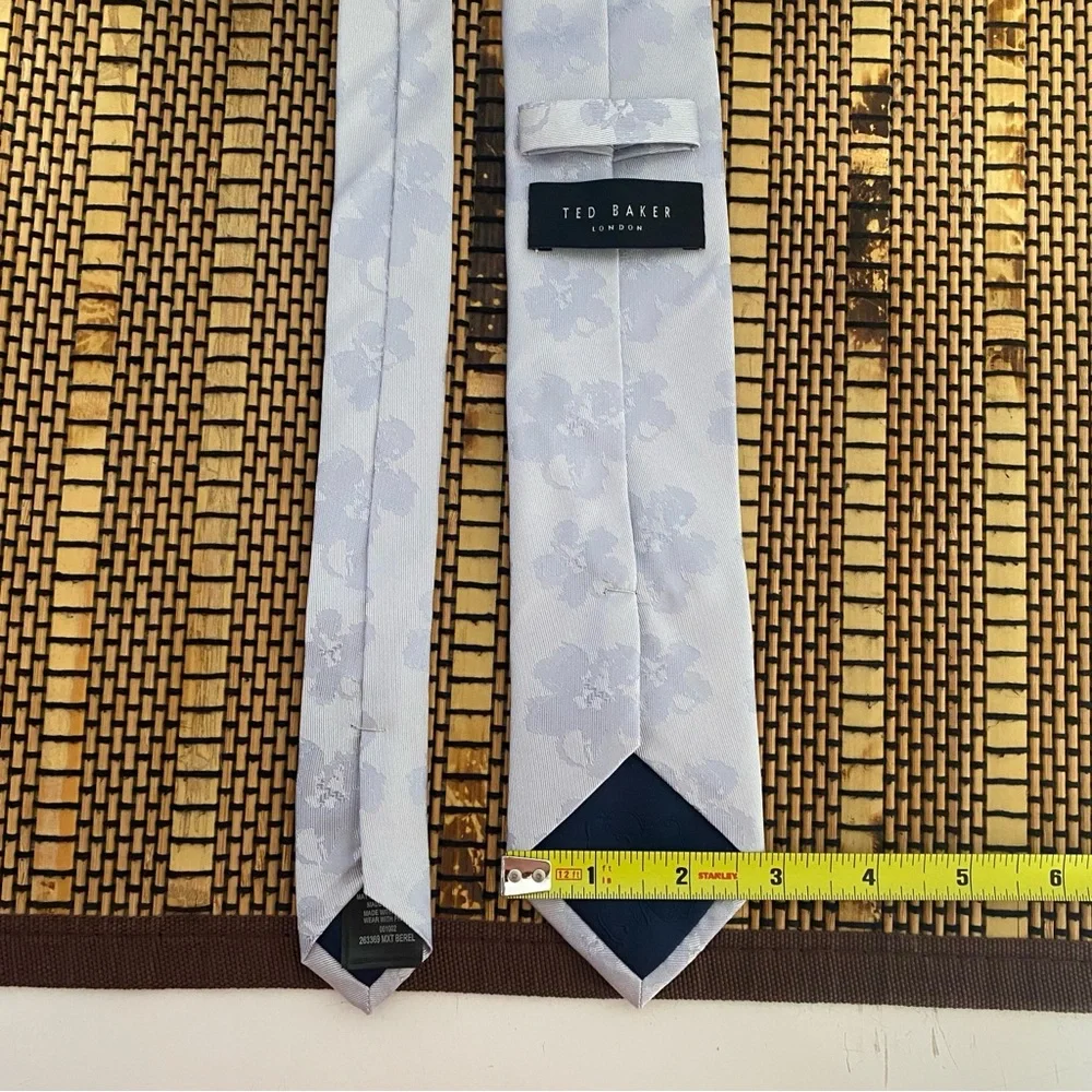 Ted Baker London Silk Tie LightGray Floral Jacquard Classic Width Necktie Office